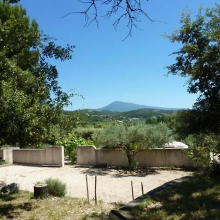 Maison D'une Avec Piscine Partagee Et Wifi A Hippolyte Le Graveyron Holiday home Saint-Hippolyte-le-Graveyron